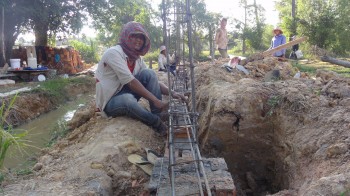 Arbeiter beim Fundament