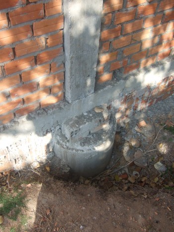 Johannes: robuste Bauweise der Mauer