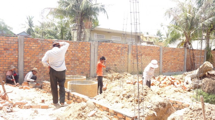Ausgrabungsarbeiten für die sanitären Anlagen